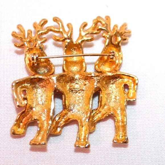VINTAGE SIGNED "AJC" CHRISTMAS ORIGINAL UGLY SWEATER DANCING REINDEER BROOCH - Picture 3 of 8